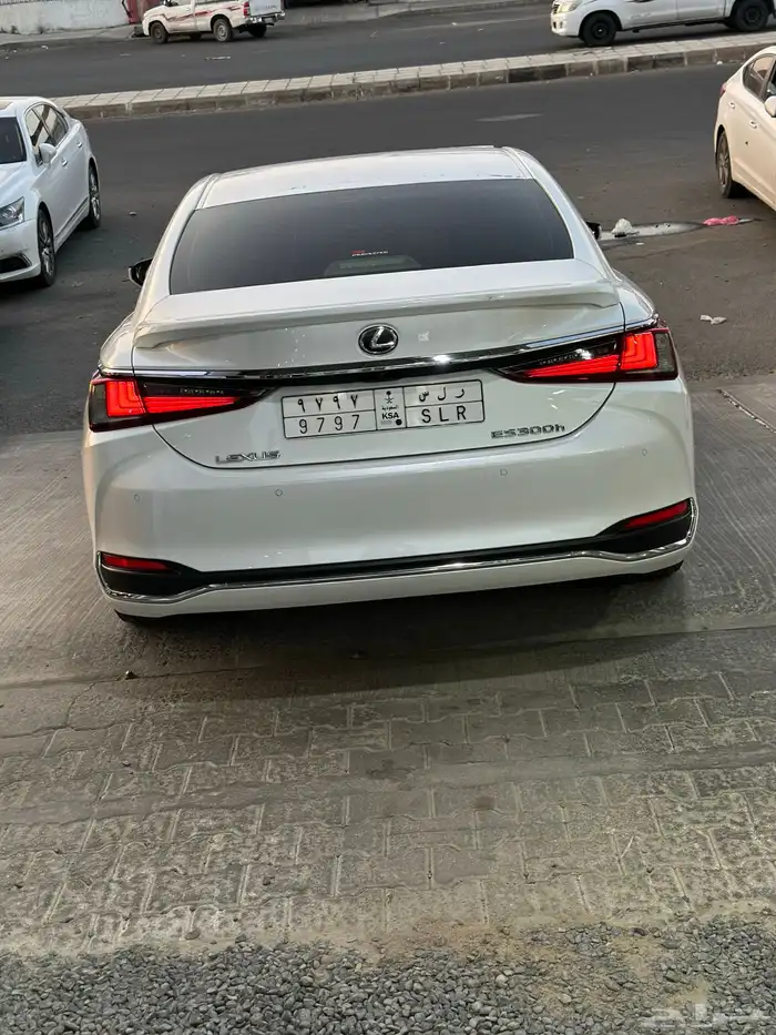 لكزس مديل 2023 فل هايبرد 12