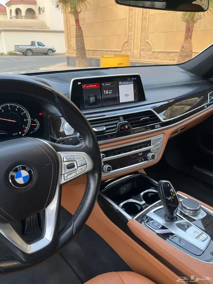 بي ام دبليو 730 2019 مخزن 25