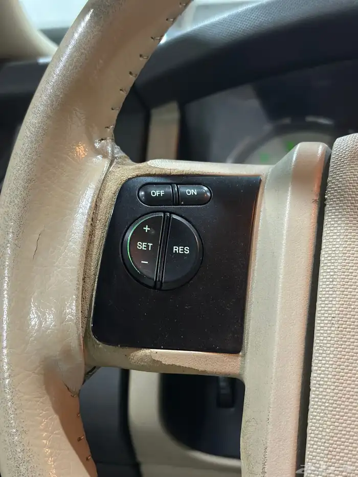 فورد اكسبديشن 2013 دبل قصير سعودي نص فل XLT 19