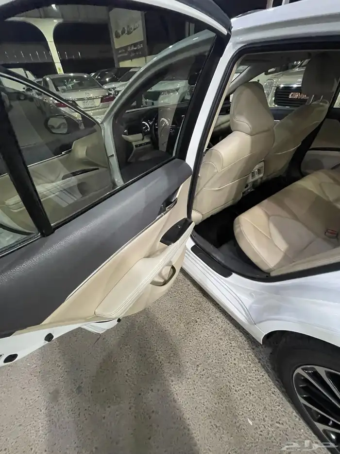 كامري 2019 قراندي فل كامل هايبرد 35