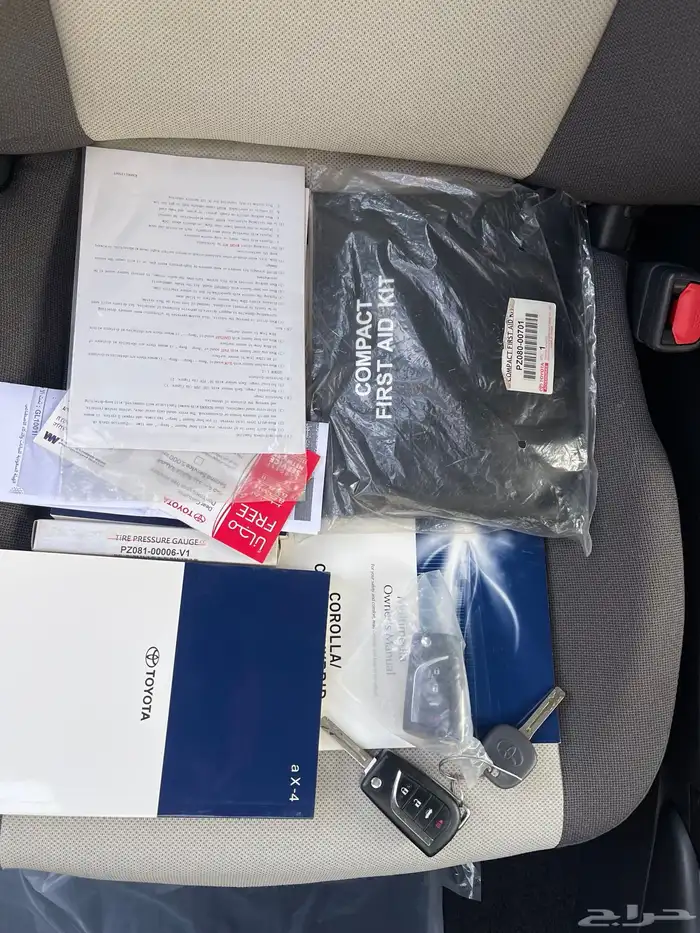 البيع كرولا مخزن بحالة الوكالة أربع سلندر 10