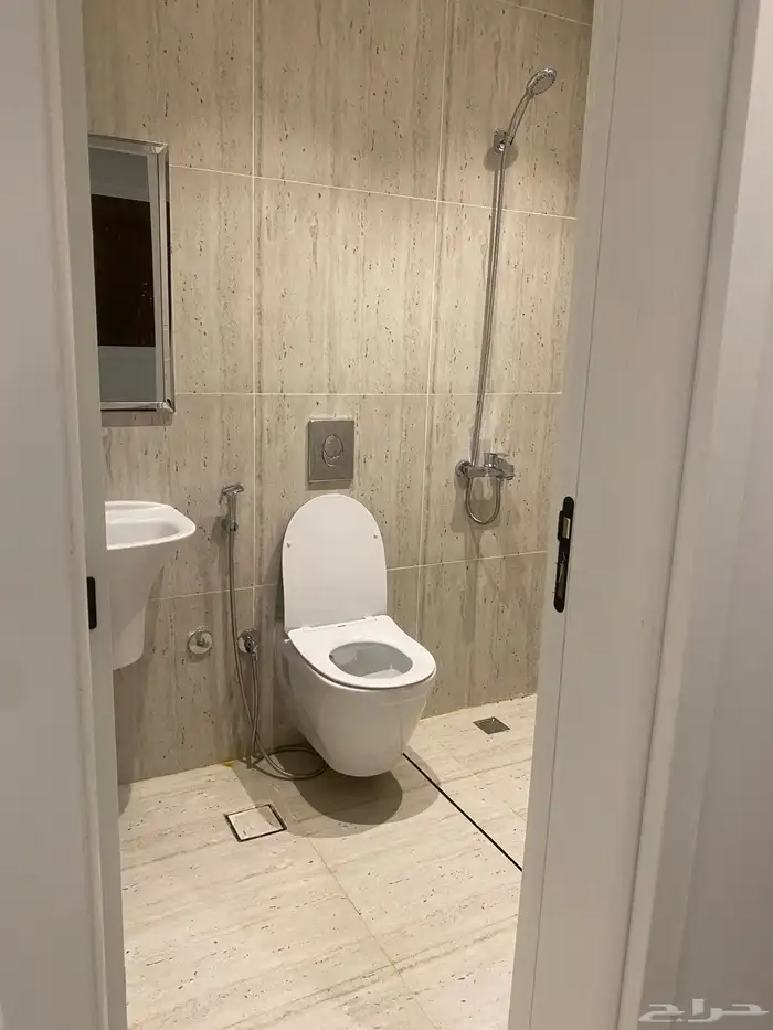 شقه للأيجار حي النرجس ( الماجديه ) 9