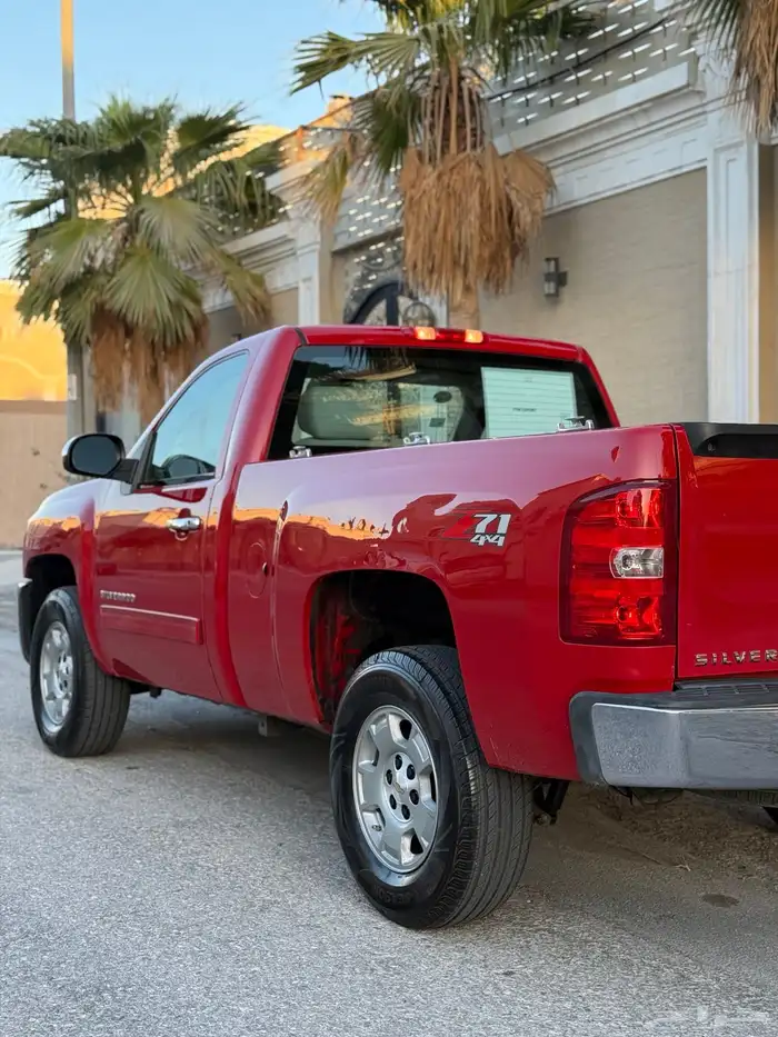 سلفرادو 2013 فل دبل z71 (V8) 6