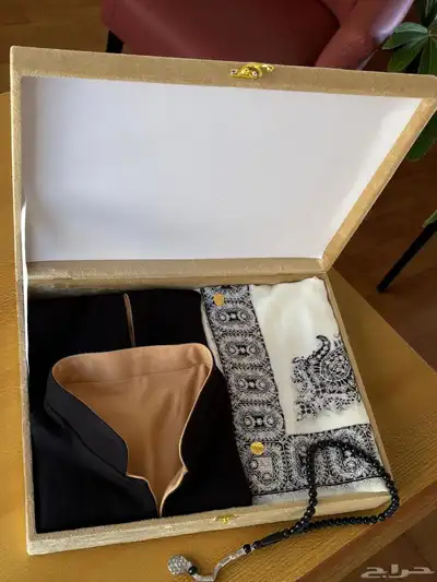 بوكس رجالي سدييري وشال فخم هدية index