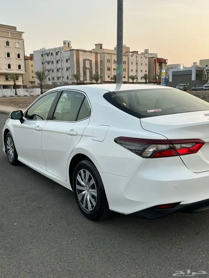 كامري LE 2024 سعودي ( بحالة الوكالة ) خالي من الرش 5