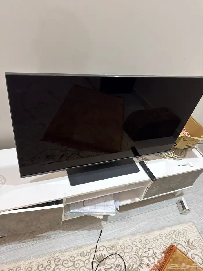 شاشة سامسونج 4k QLED بوصة45 شبه الجديد بقراطيسة 0