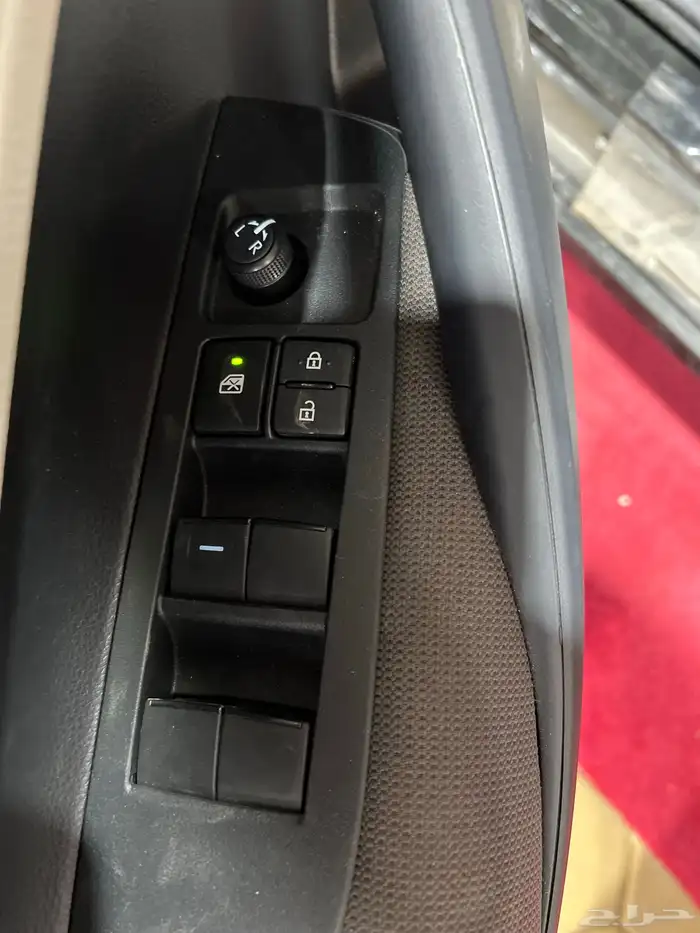 تويوتا   كورولا XLiفتحة 2.0 بنزين2025 جديد سعودي 85.650شامل 7