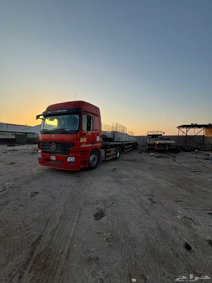 للبيع راس اكتروس مع سطحه 15متر 1