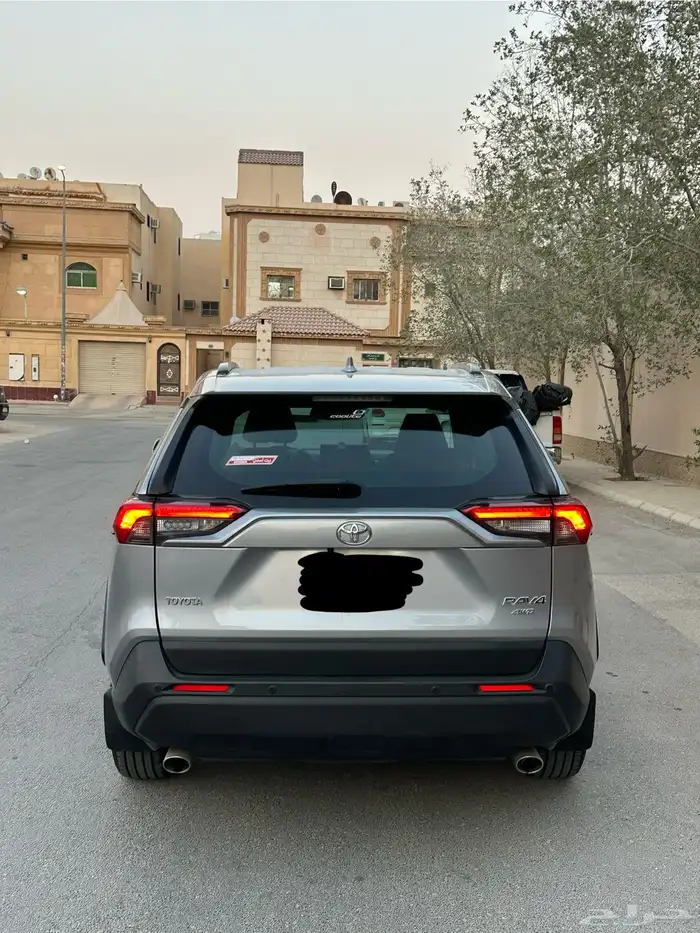 تويوتا راف فور 2021 فل كامل سعودي ممشى قليل . 3