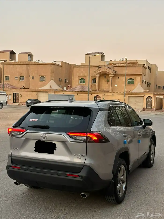 تويوتا راف فور 2021 فل كامل سعودي ممشى قليل . 4