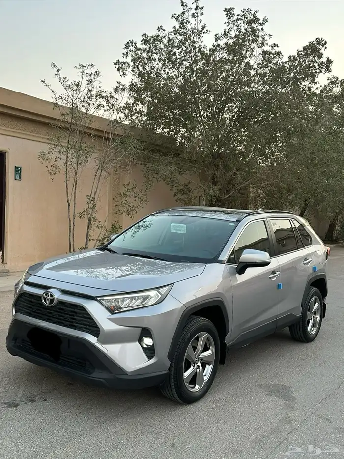 تويوتا راف فور 2021 فل كامل سعودي ممشى قليل . 6