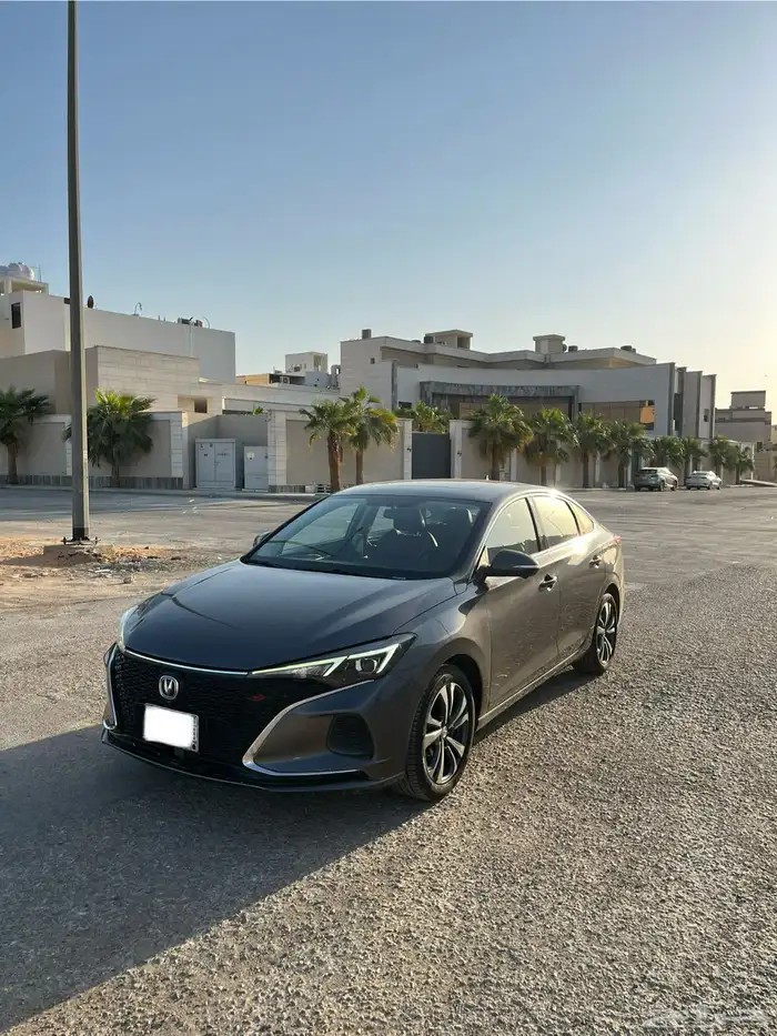 للبيع شانجان ايدو بلس 2023 فل كامل 3