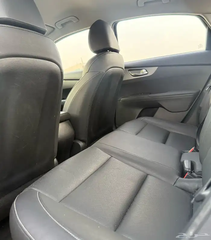 كيا K3 ( بنزين ) 2021 شبه جديدة للبيع 10