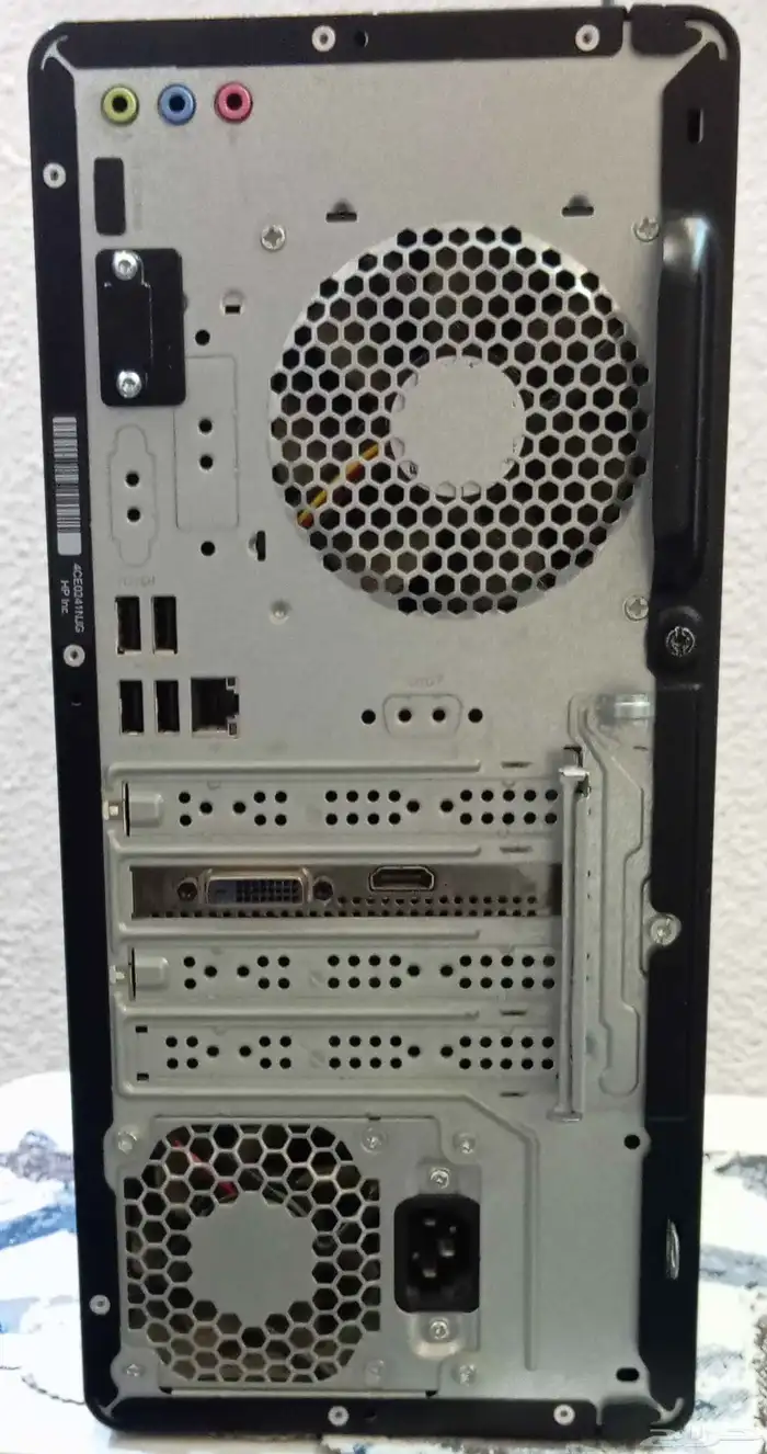 للبيع كمبيوتر مكتبي HP Pavilion Gaming Desktop 8