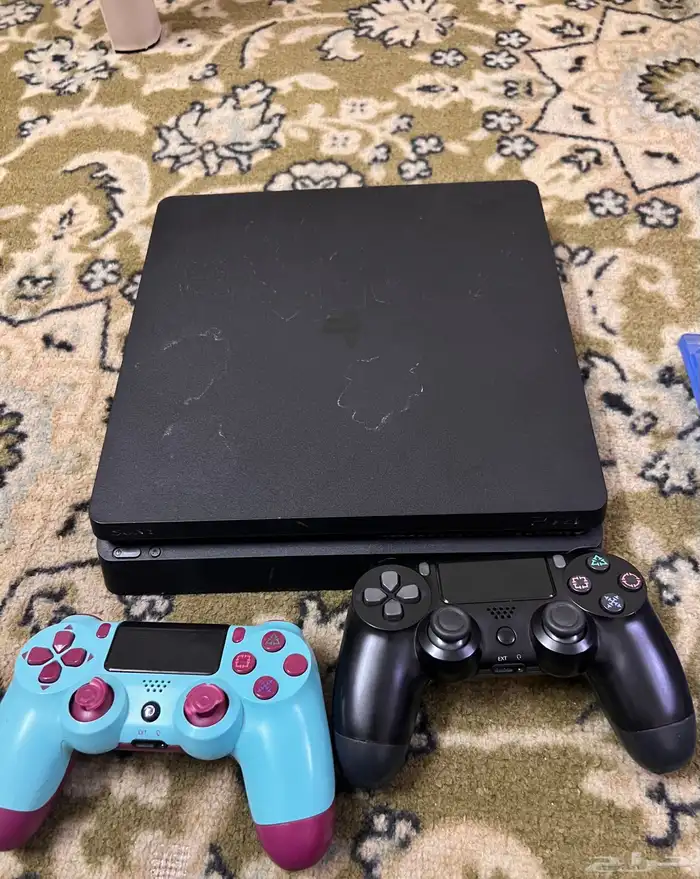 السلام عليكم سوني 4 للبيع سليم 550 2