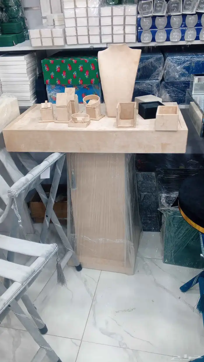 طاولات مخمل طاولات الطعام والشراب في الرياض توزيعات مواليد ش 4