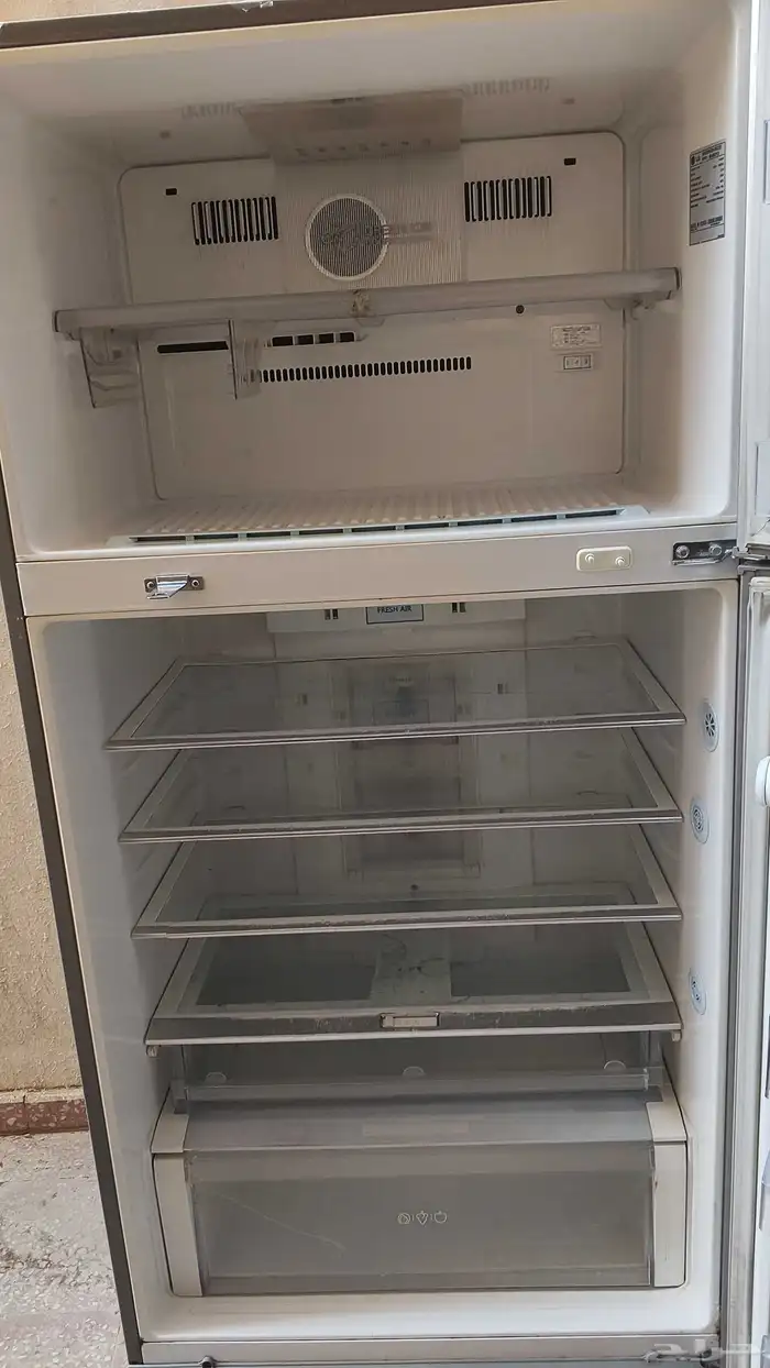 ثلاجه وفريزر LG صناعه كوري بحاله ممتازة 3