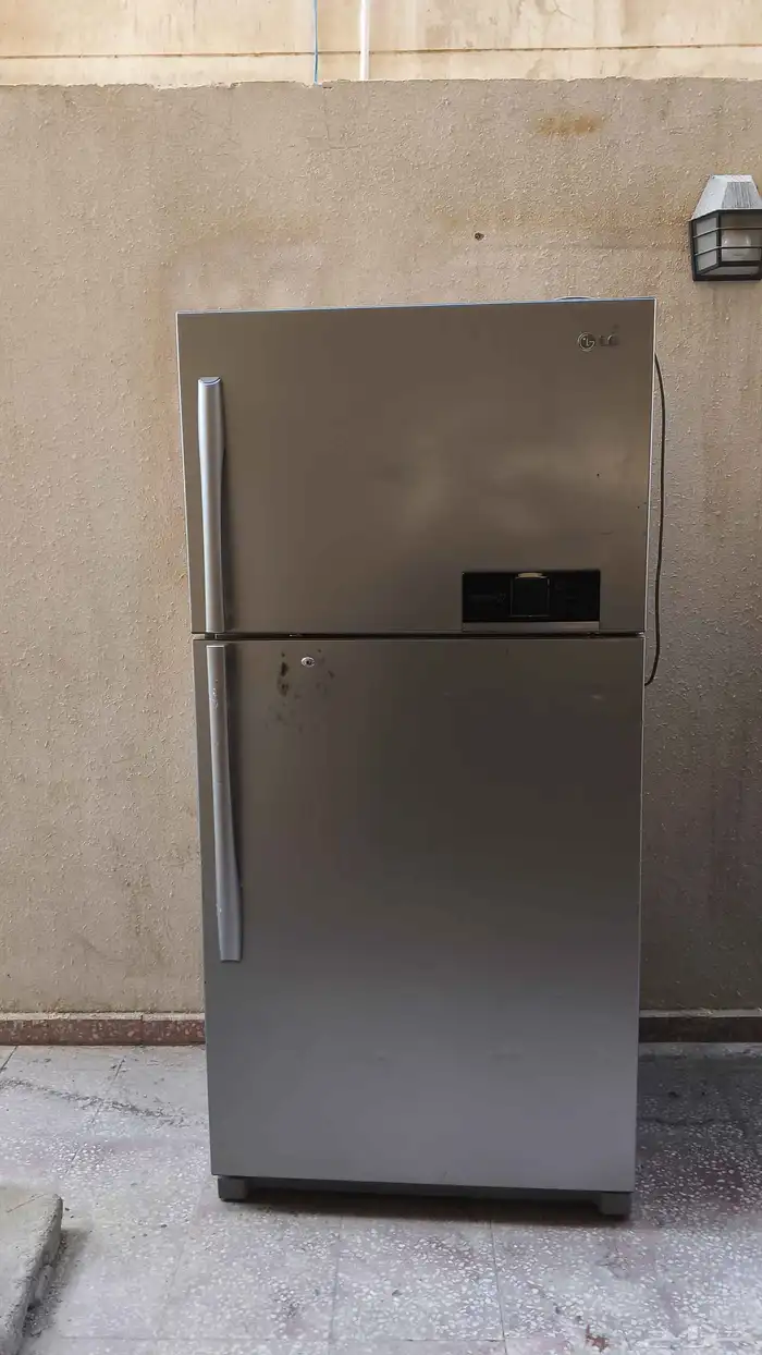 ثلاجه وفريزر LG صناعه كوري بحاله ممتازة 0