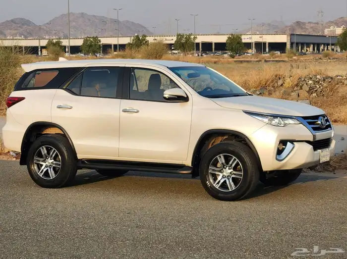 تويوتا فورتشنر 4 سلندر بدون دبل 5