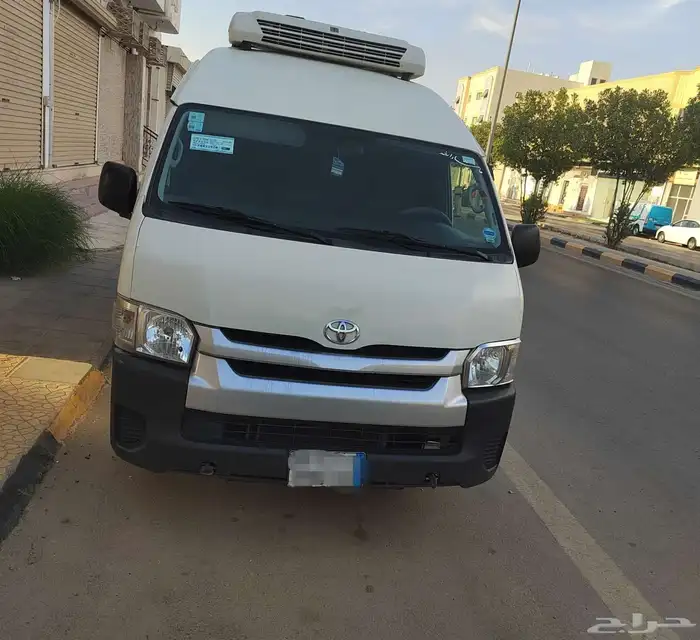 تويوتا باص بضاعه تلاجه التواصل وتس اب فقط 0