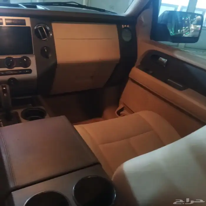 فورد اكسبديشن 2012 9