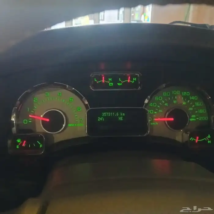 فورد اكسبديشن 2012 8