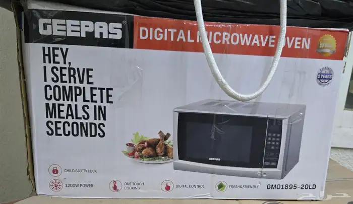 الصوره تتحدث مايكرويف geepas تطش بالكرتون 0