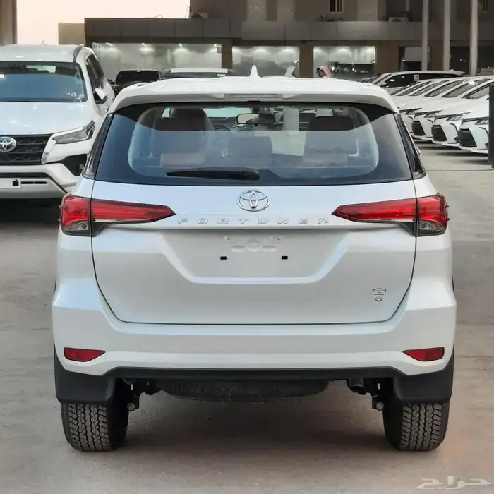 فورشنر 2025ديزل دبل مكينه 2.4 بريمي السعر 138 شامل الضريبه 6