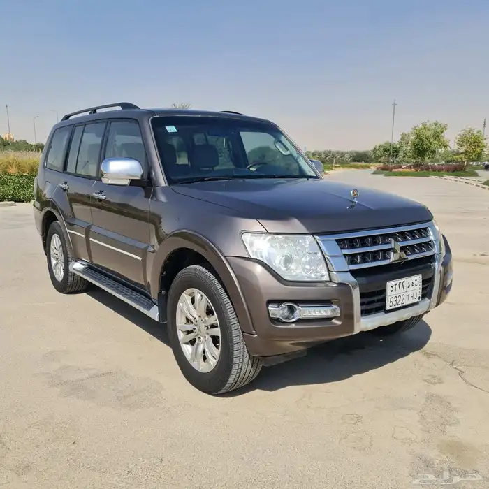 متسوبيشي باجيرو 2016 علامة ذهبيه 1