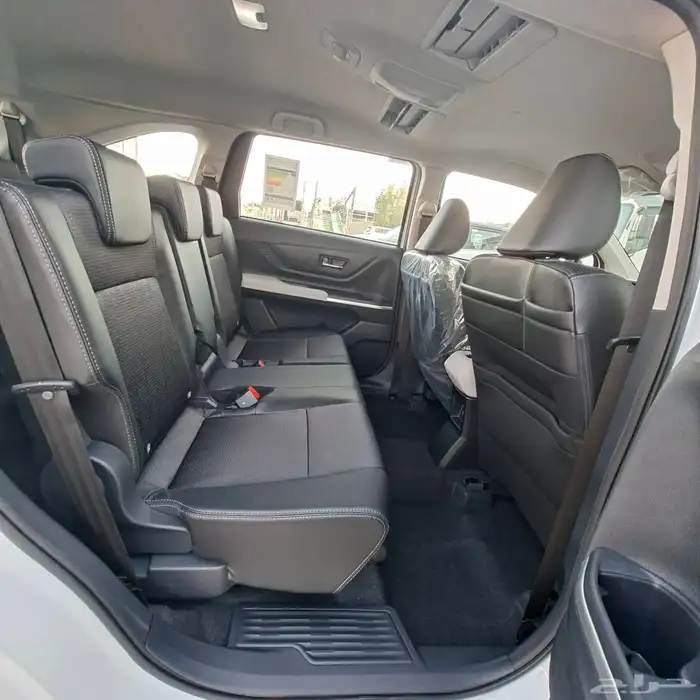 تويوتا فيلوز 2025 فل السعر 73500 شامل الضريبه 15