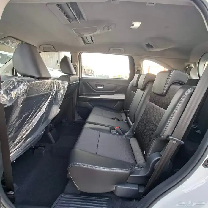 تويوتا فيلوز 2025 فل السعر 73500 شامل الضريبه 12