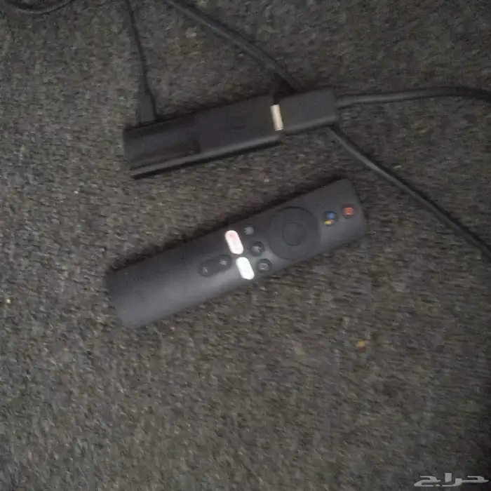 شاشه 55 شركه تي اي تي معاها جهاز سمارت شاومي 1