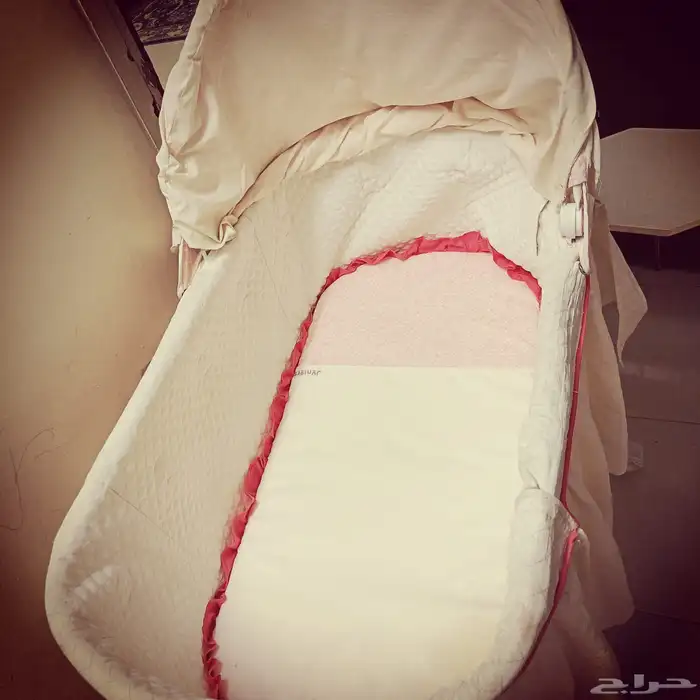 سرير اطفال نظيف 0