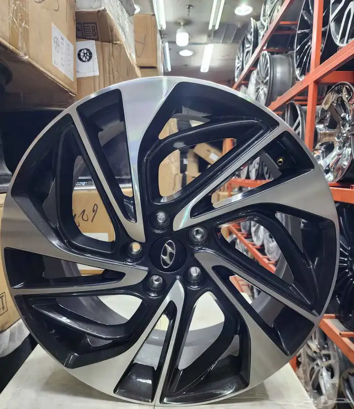 جنوط توسان مقاس 19 اصلي وكاله موديل 2021 2