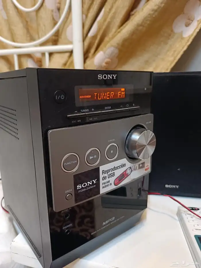 سماعات سوني لا تقيل بلوتوث تقبل AUX وفلاش وراديو واشرطه كل 4