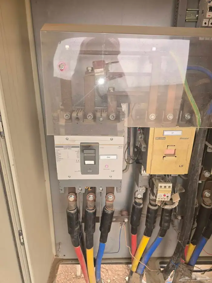 راس كهرب نظيف(الخربف ) مافك ابد شغال 350 حصان وكذلك الطبلون 2