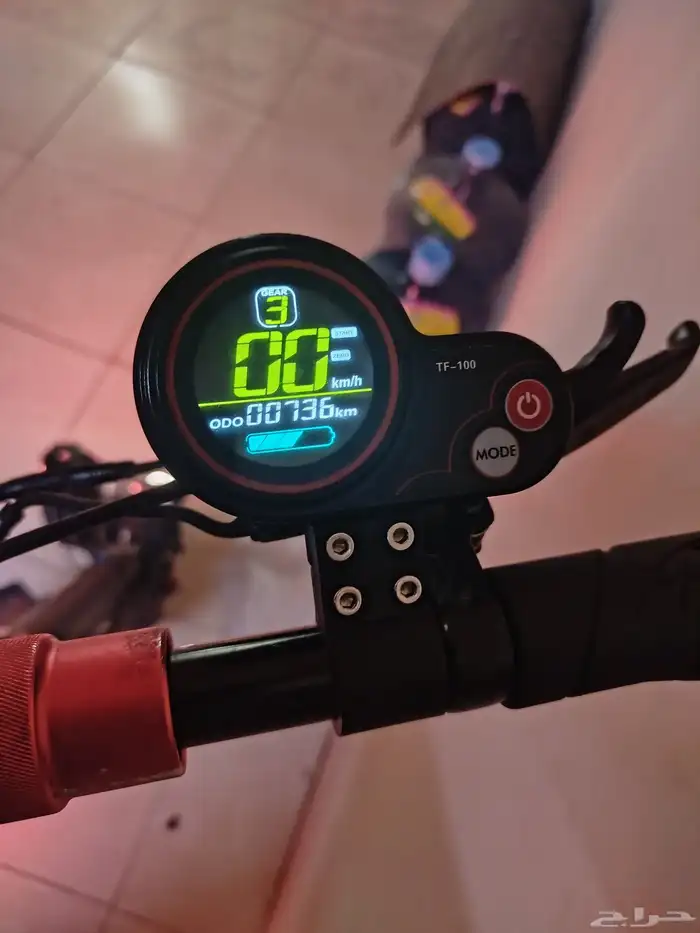 اسكوتر كهربائي للبيع ماشي 736 ك 0