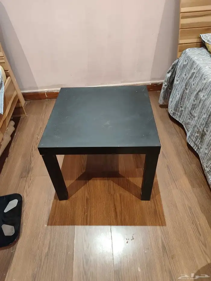 ثلاثه طاولات بنفس الحجم لون اسود 1