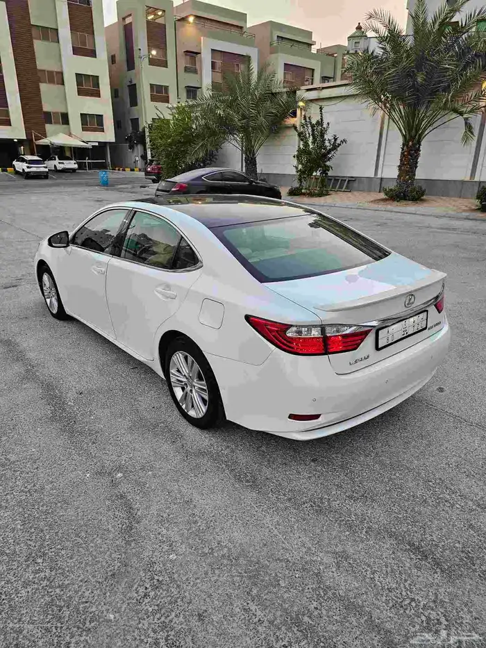 لكزس ES350 2015 8
