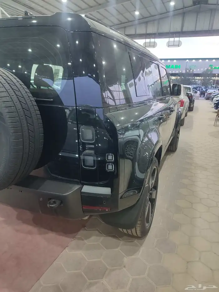 لاند روفر ديفيندر hse 110 x dynamic موديل 2026 7