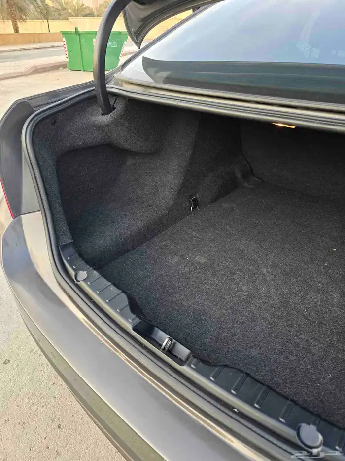 بي ام - BMW 530i 2013 فل كامل   نظيفة جدا   صيانة وكالة 26