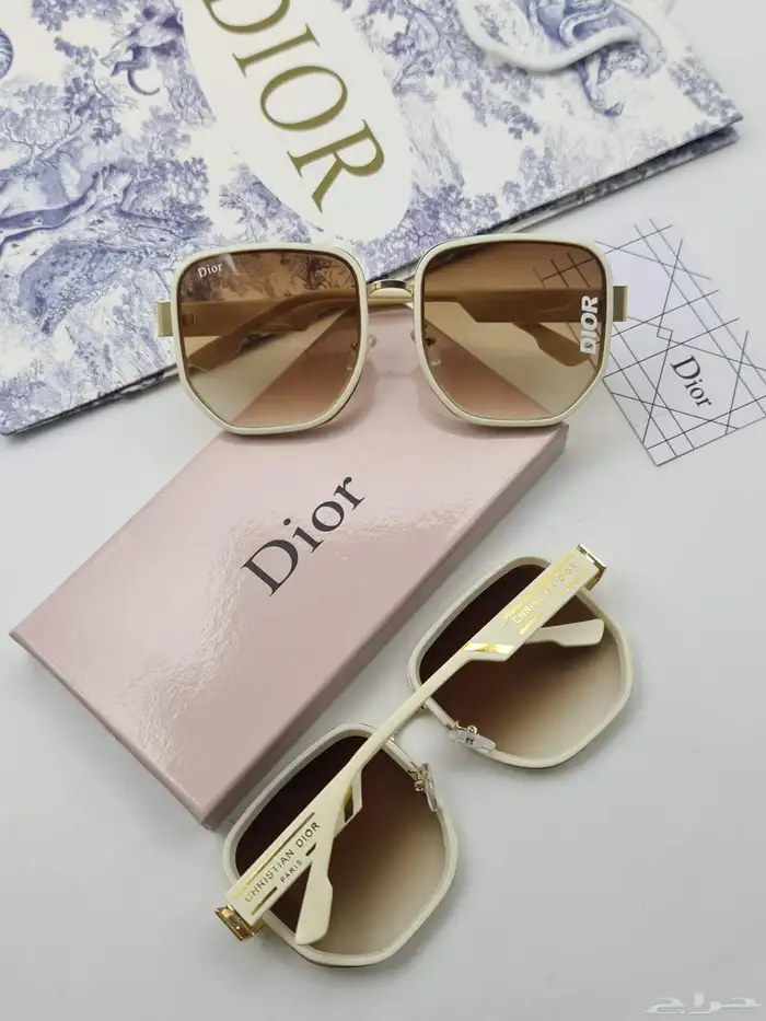 نظارات نسائي بكامل الملحقات 12