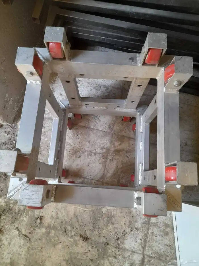 كراسي مناسبات واغراض مسرح كامله للبيع 9