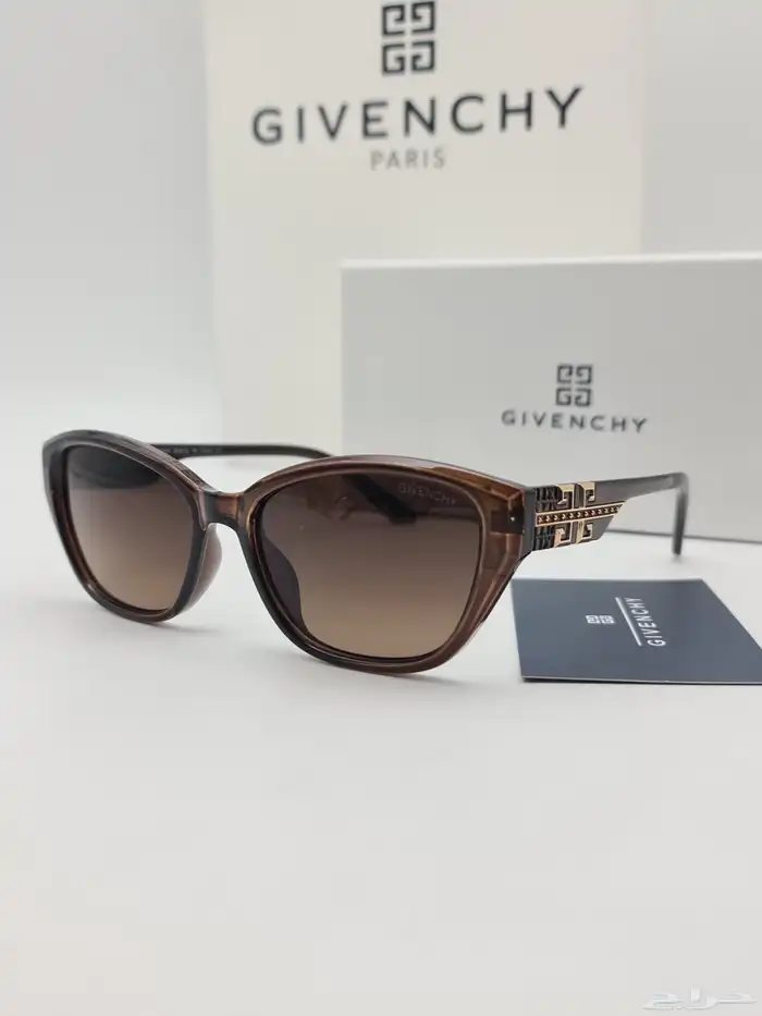 نظارات نسائي بكامل الملحقات 43