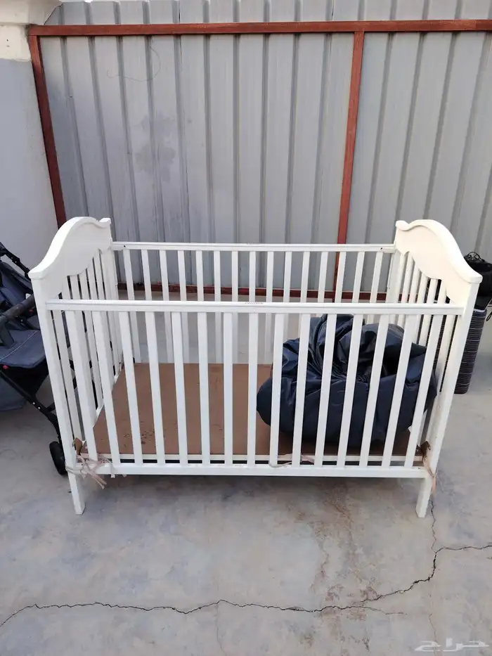 سرير اطفال من سنتر بوينت 0