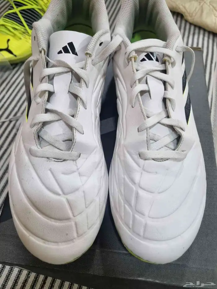 جزمة رياضيه اصليه 1