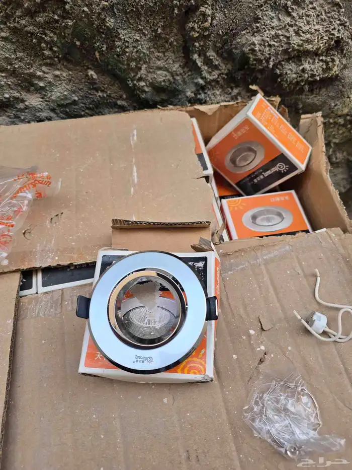 اسبوت لايت 0