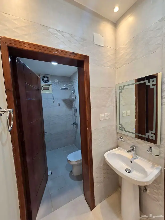 للبيع فيلا دورين وملحق تشطيب ممتاز 26