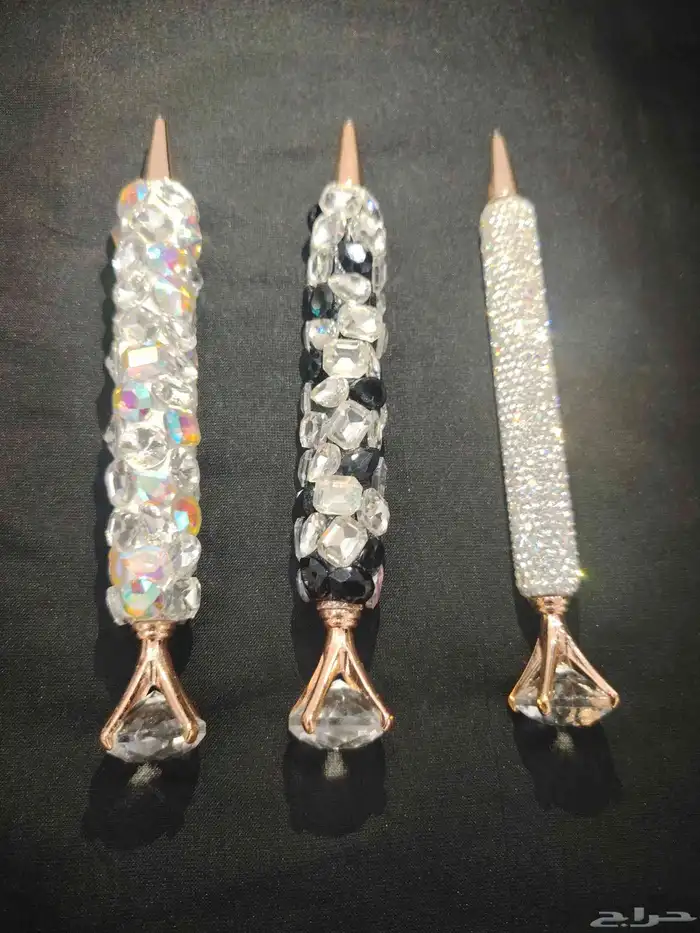 أقلام جاف بخط اسود 0