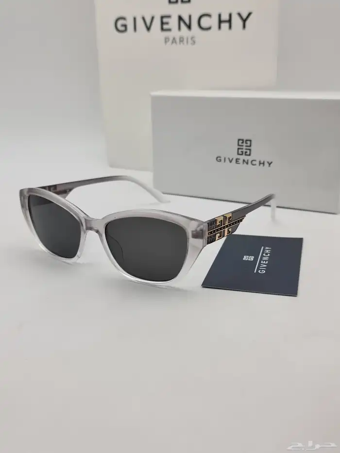 نظارات نسائي بكامل الملحقات 44